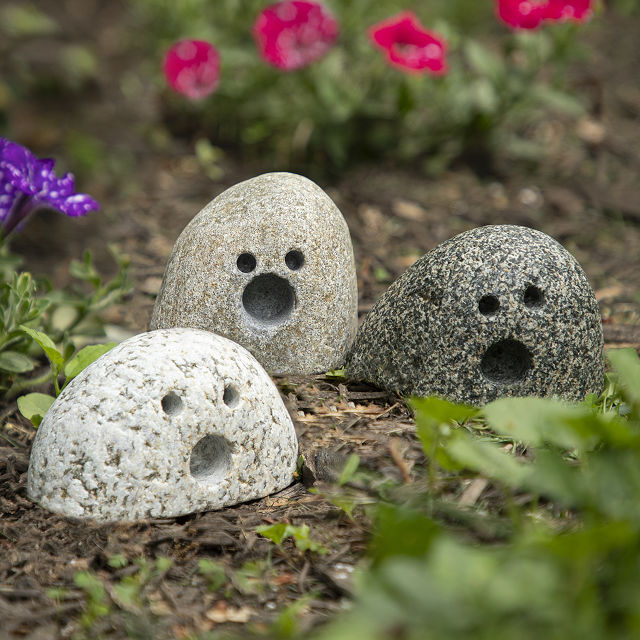 Uncommon Goods Garden Ghosts — Set of 3